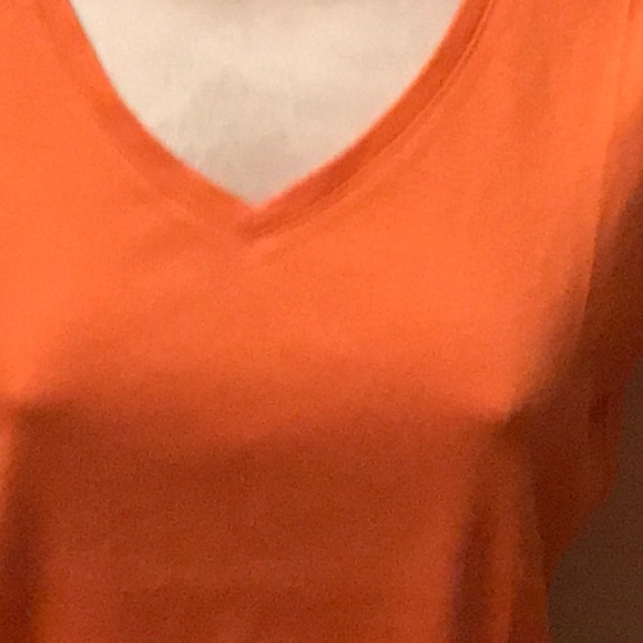 Ann Taylor Short Sleeve V-Neck Cotton Top Medium - Picture 2 of 4